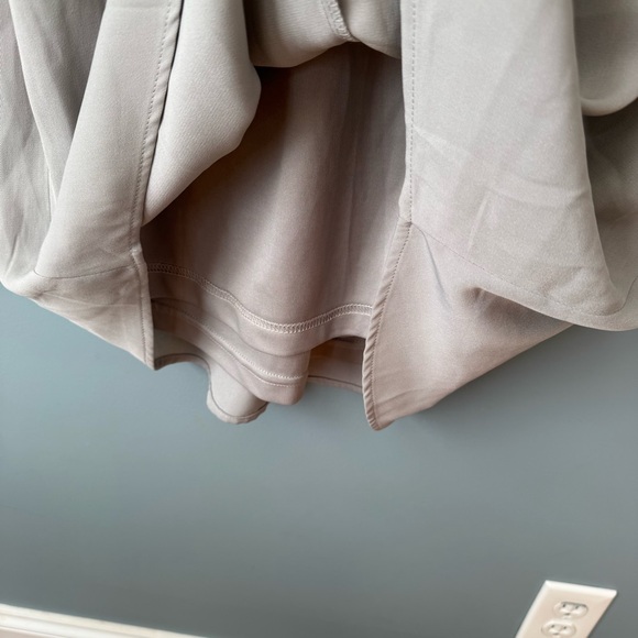 Lulu's Upbeat Chic Light Grey Long Sleeve Shift Dress. NWT. Size Medium - Picture 9 of 13